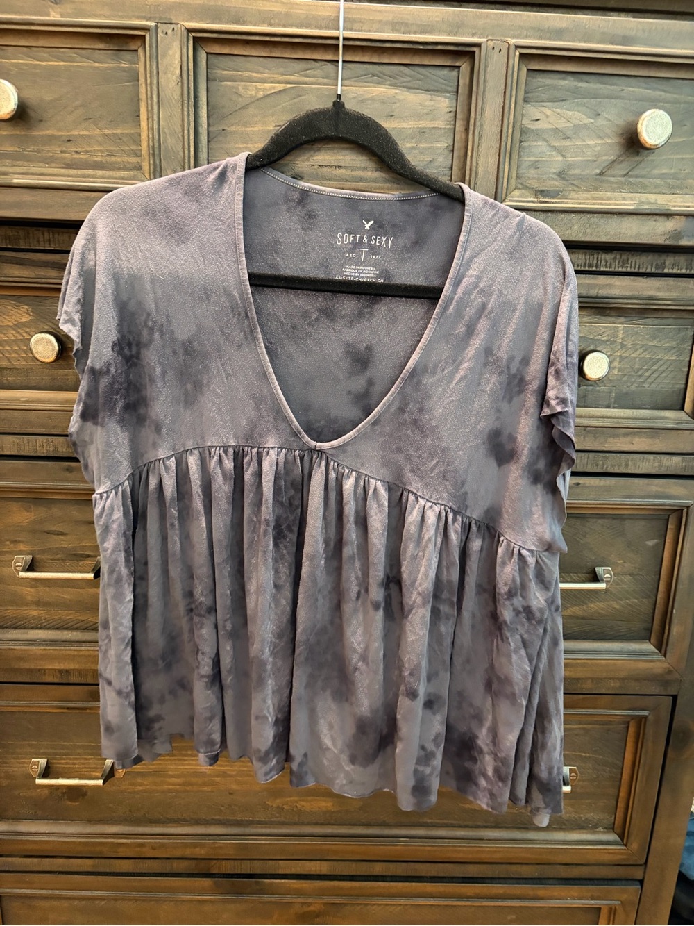 American Eagle Outfitters Lavender Tie-Dye V-Neck Babydoll Top